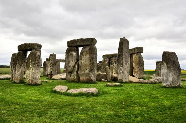 gloomy-stonehenge